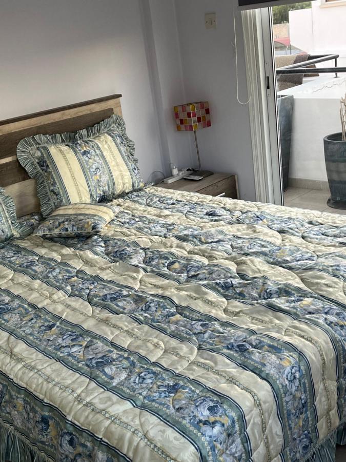 Cyprus-Grecian Sea Apartment Larnaca Ngoại thất bức ảnh